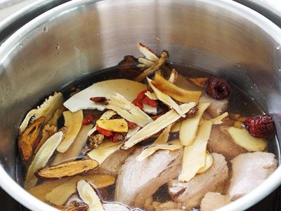 食譜-八珍燉排骨