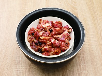 食譜-豉汁排骨煲仔飯