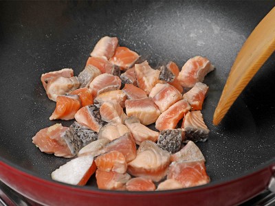 食譜-紅藜鮭魚蛋炒飯