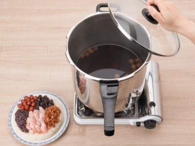 食譜-【一鍋兩菜】八寶米糕&黑糖地瓜桂圓湯