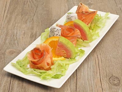 食譜-燻鮭魚水果沙拉
