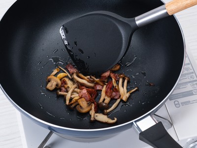 食譜-青醬菇菇培根義大利麵 