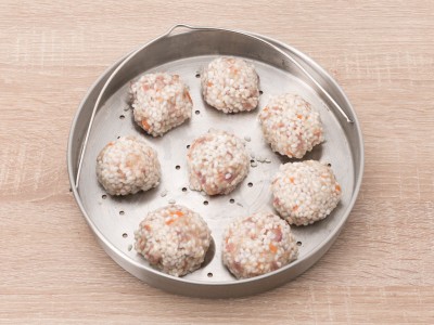 食譜-【一鍋兩菜】珍珠丸子&紅白蘿蔔牛腩湯