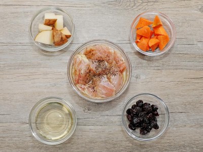 食譜-酒燉苺果雞