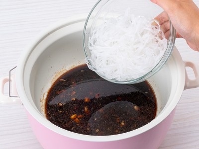 食譜-蒜蓉鮮蝦粉絲煲