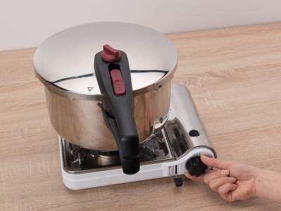 食譜-【一鍋兩菜】珍珠丸子&紅白蘿蔔牛腩湯